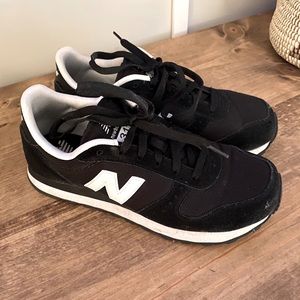 New Balance size 8